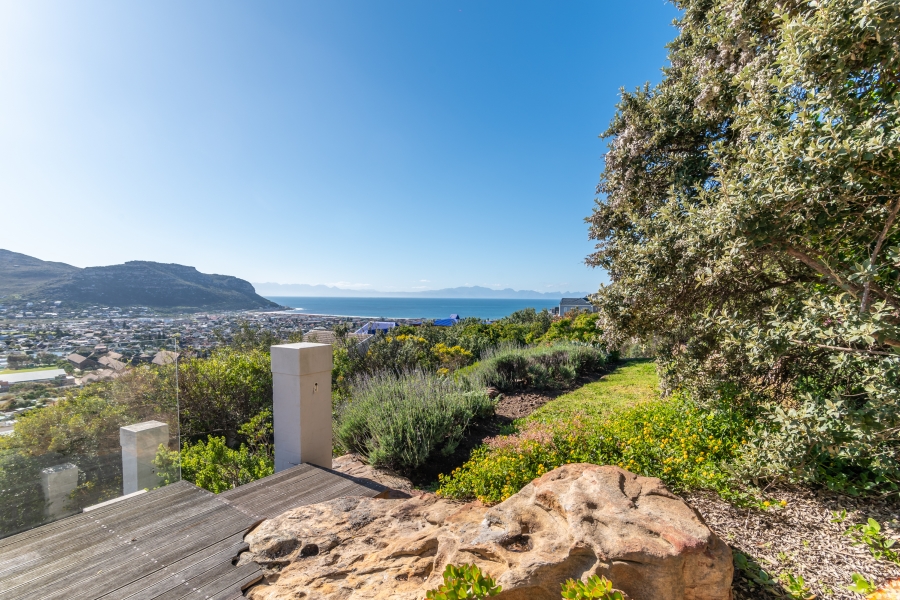 4 Bedroom Property for Sale in Fish Hoek Western Cape